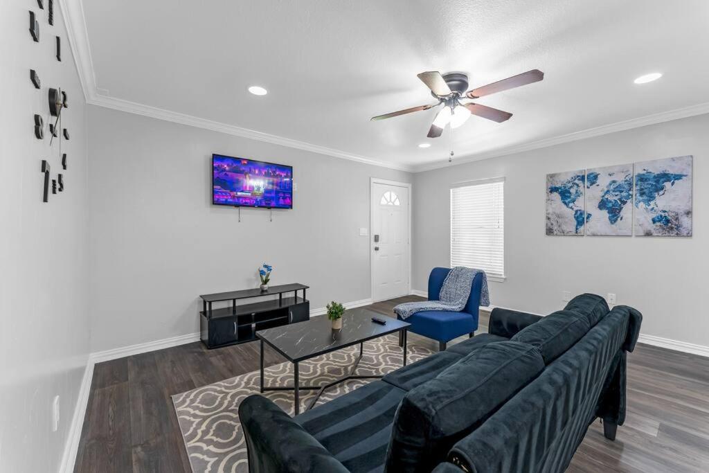 Family Friendly 2Bdrm-Walk To At&T/Cowboys Stadium Арлингтон Экстерьер фото