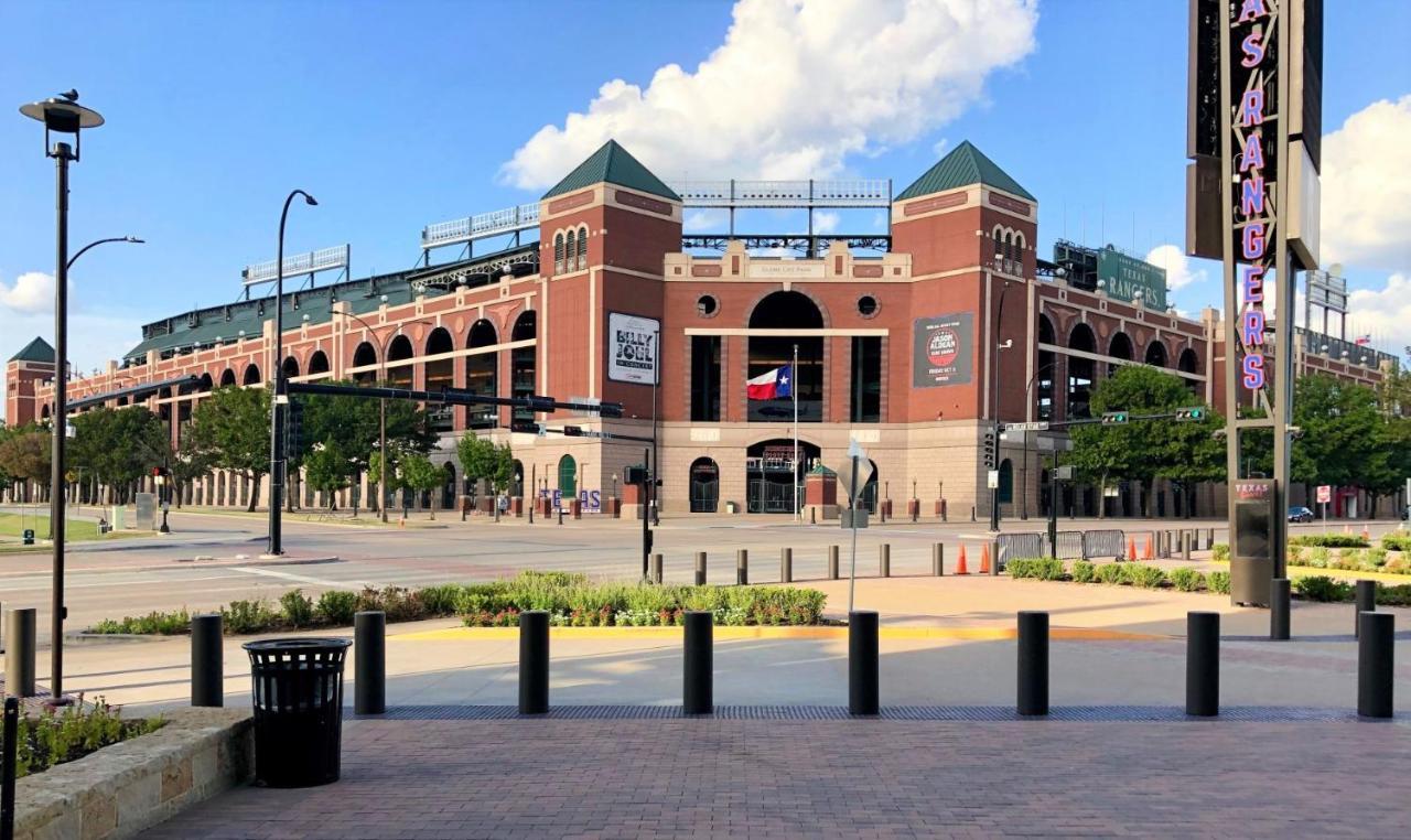 Family Friendly 2Bdrm-Walk To At&T/Cowboys Stadium Арлингтон Экстерьер фото